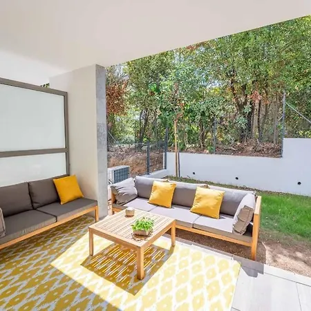 Appartement Les Lecques - T3 + Garden, Swimming Pool & Parking